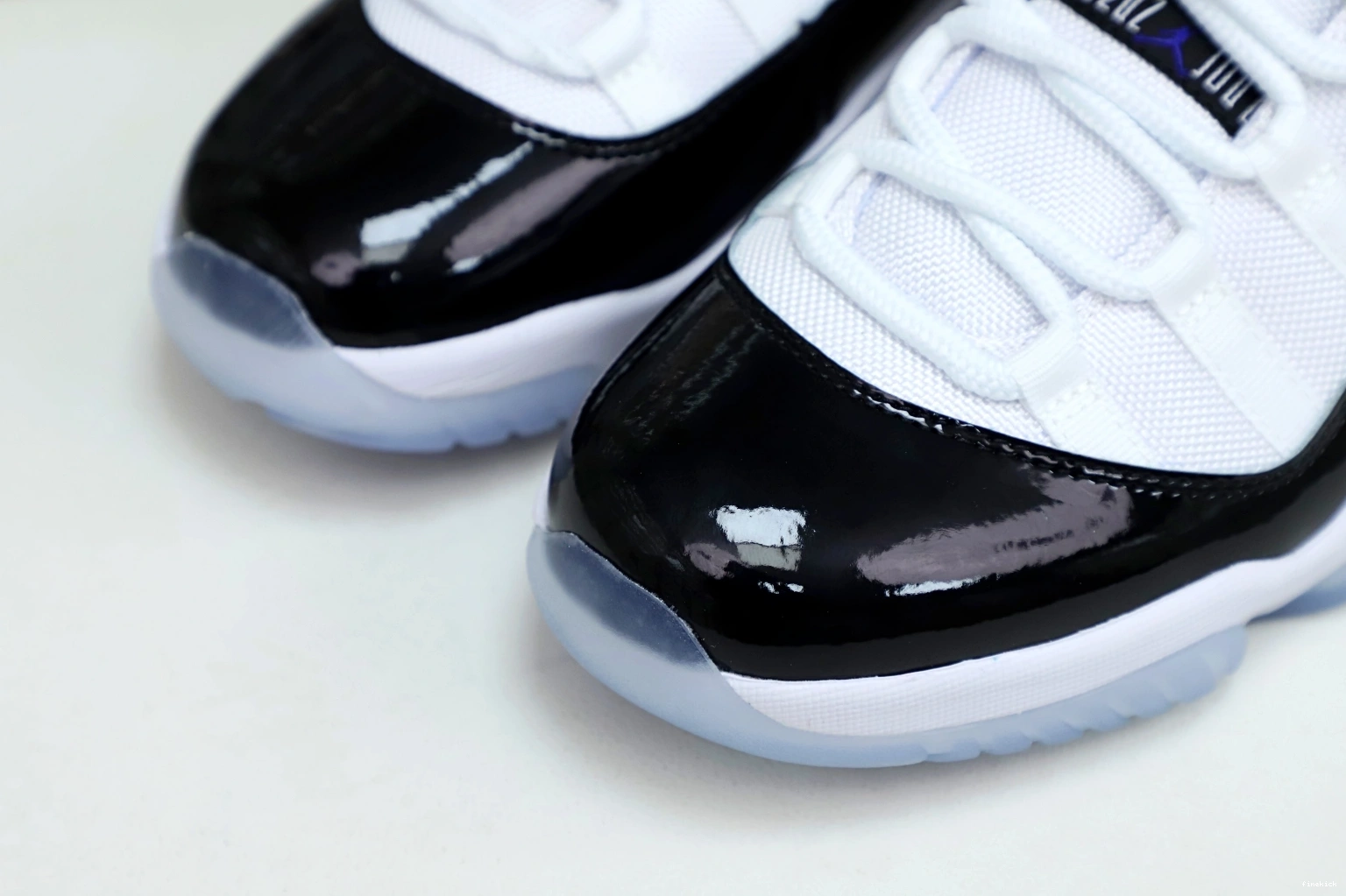 LOW AIR RETRO JORDAN 11 CONCORD 0315
